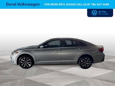 Used 2025 Volkswagen Jetta S image 5