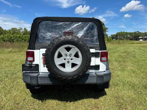 Used 2017 Jeep Wrangler Sport w/ Quick Order Package 24S image 4