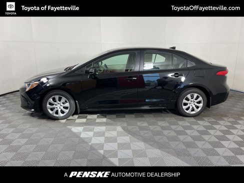 New 2026 Toyota Corolla LE image 2