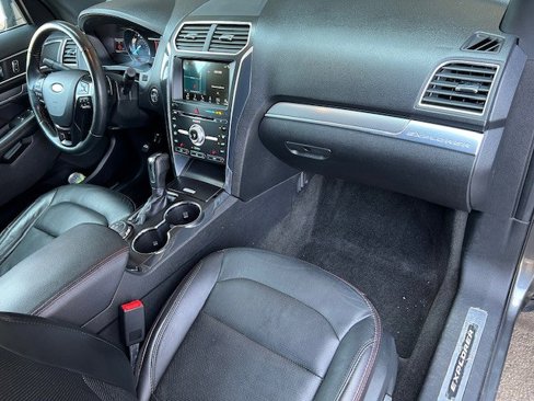 Used 2017 Ford Explorer Sport image 18