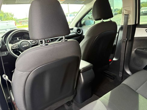 Used 2024 Kia Forte LXS image 13