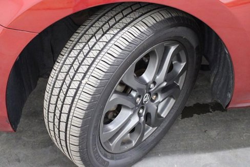 Used 2019 Toyota Yaris LE image 30