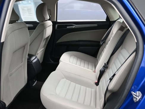 Used 2018 Ford Fusion S image 28