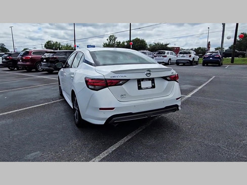Used 2020 Nissan Sentra SR w/ Electronics Package image 29