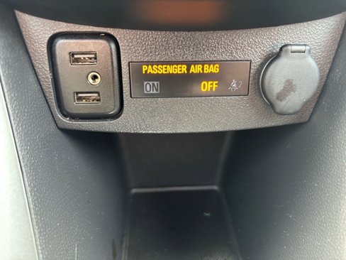 Used 2020 Chevrolet Trax LT image 32