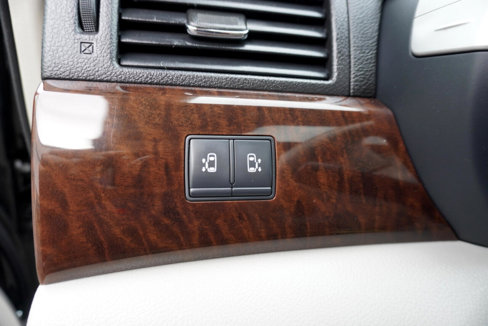 Used 2012 Nissan Quest SL w/ Bose Pkg image 25