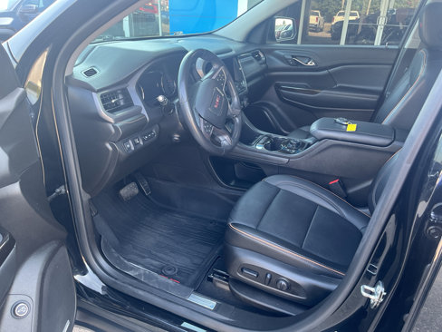 Used 2021 GMC Acadia AT4 w/ Technology Package image 10