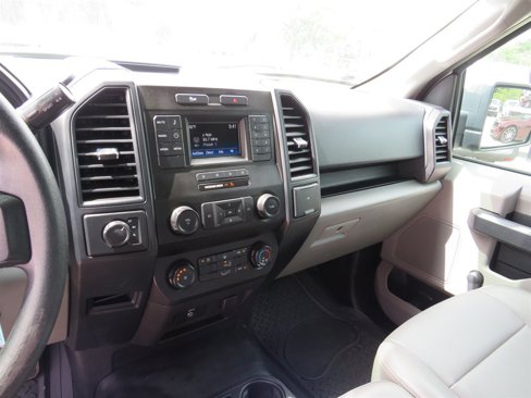 Used 2017 Ford F150 XL w/ Trailer Tow Package w/101A image 6