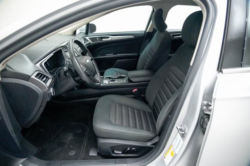 Used 2019 Ford Fusion SE image 5