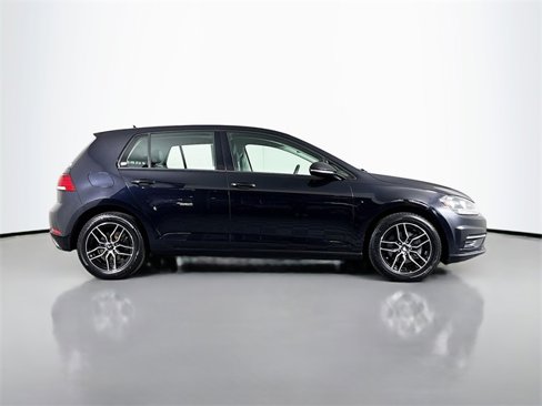 Used 2021 Volkswagen Golf 4-Door image 8