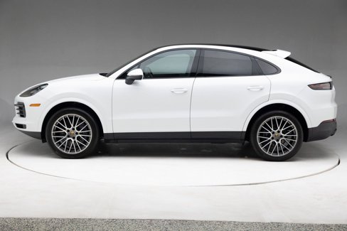 Used 2022 Porsche Cayenne Platinum Edition image 5