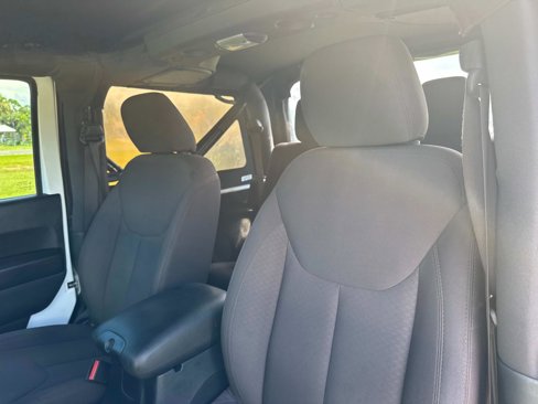 Used 2017 Jeep Wrangler Sport w/ Quick Order Package 24S image 15