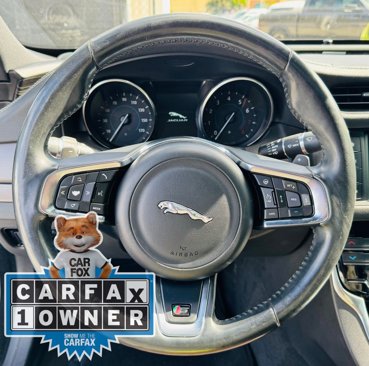 Used 2016 Jaguar XF S image 11