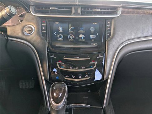 Used 2017 Cadillac XTS Luxury image 16
