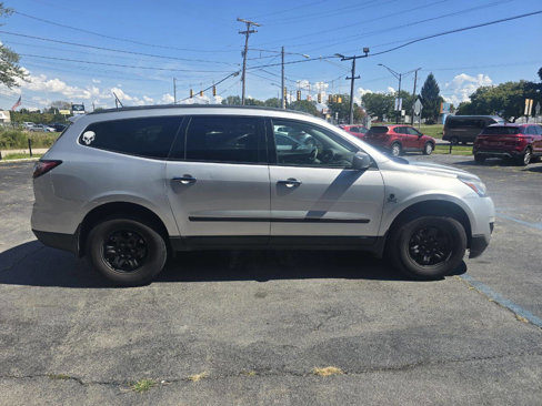 Used 2014 Chevrolet Traverse LS image 3