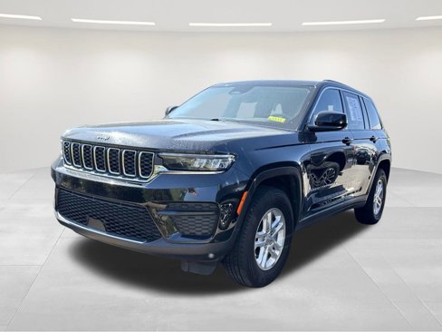 Used 2023 Jeep Grand Cherokee Laredo w/ Luxury Tech Group I image 1