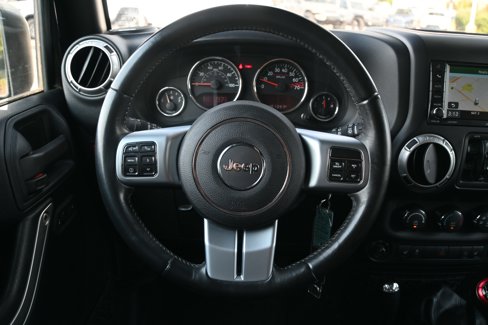 Used 2016 Jeep Wrangler Unlimited Rubicon image 20