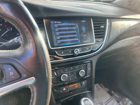 Used 2019 Buick Encore Preferred w/ Safety Package image 4