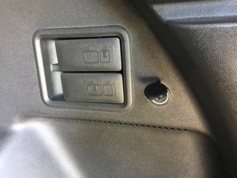 Used 2020 Chevrolet Equinox LT w/ Driver Convenience Package image 46