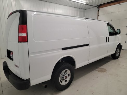 Used 2023 GMC Savana 2500 Extended w/ Driver Convenience Package image 10