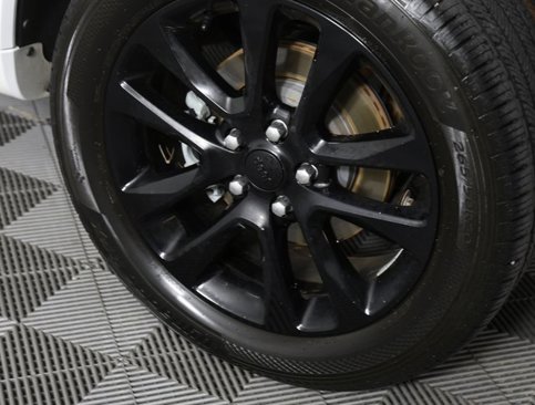 Used 2021 Jeep Grand Cherokee Laredo X image 7