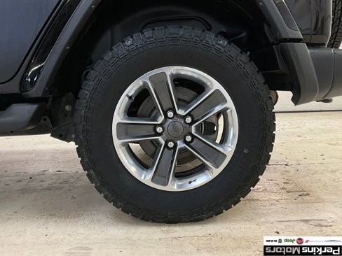 Used 2022 Jeep Wrangler Unlimited Sahara image 16