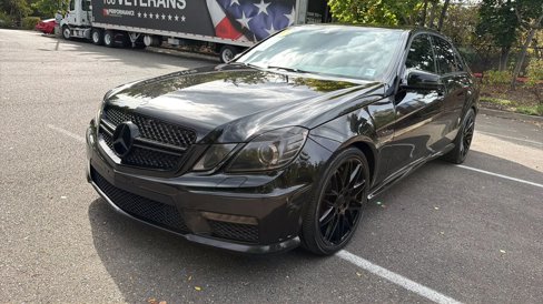 Used 2010 Mercedes-Benz E 63 AMG Sedan image 7