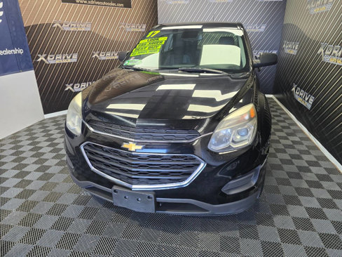 Used 2017 Chevrolet Equinox LS image 3