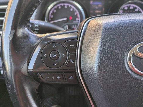 Used 2018 Toyota Camry SE image 23
