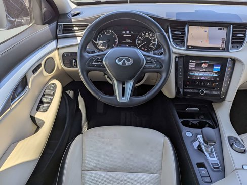 Certified 2021 INFINITI QX50 Essential w/ Convenience Package image 12