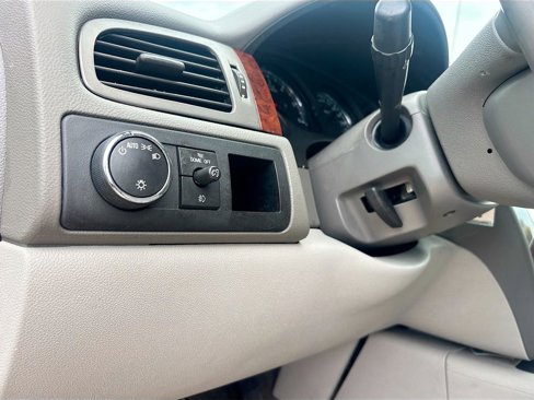 Used 2013 Chevrolet Avalanche LT w/ All-Star Edition image 10