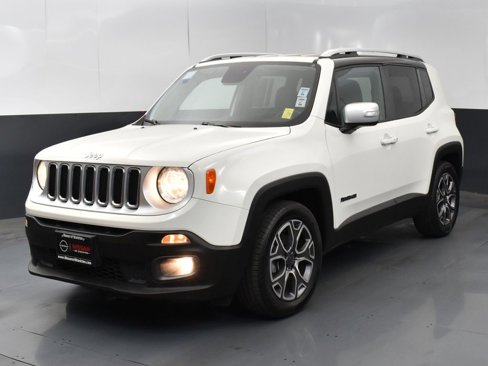Used 2017 Jeep Renegade Limited image 4