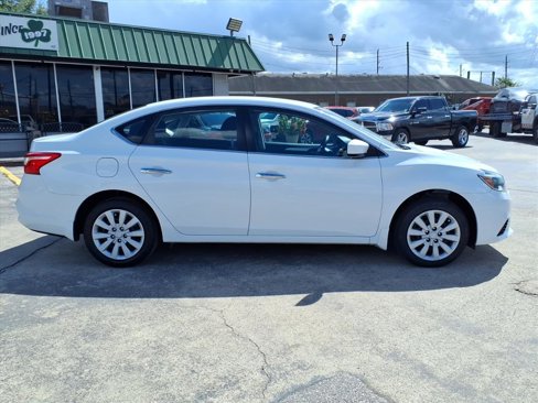 Used 2019 Nissan Sentra S image 6