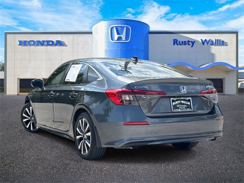 Used 2023 Honda Civic EX image 3