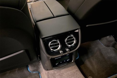 New 2024 Bentley Bentayga image 27
