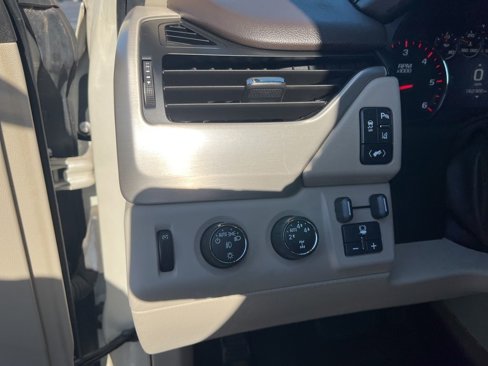 Used 2015 GMC Yukon XL Denali w/ Open Road Package image 20