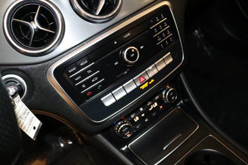 Used 2017 Mercedes-Benz CLA 250 image 32