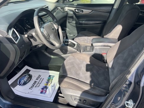 Used 2015 Nissan Rogue SV image 15