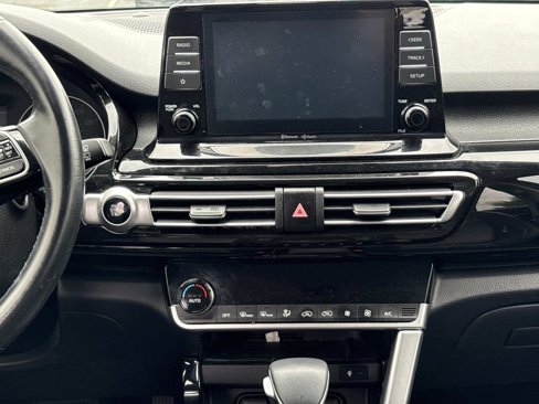 Used 2021 Kia Seltos EX image 24