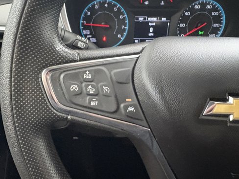 Used 2020 Chevrolet Equinox LS image 30