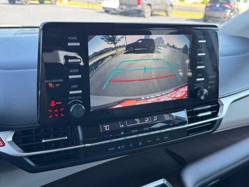 Certified 2021 Toyota Sienna LE image 15