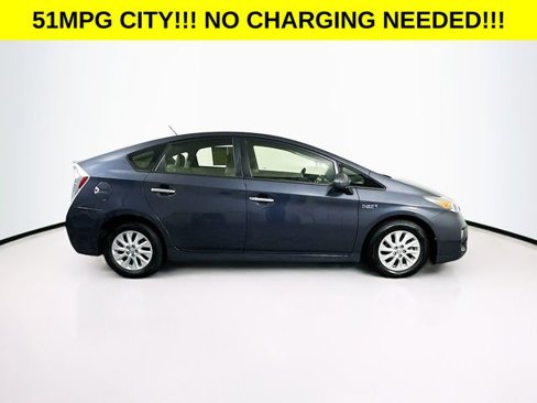 Used 2014 Toyota Prius Plug-In Hybrid image 8