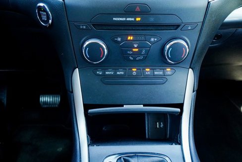 Used 2017 Ford Edge SEL image 20