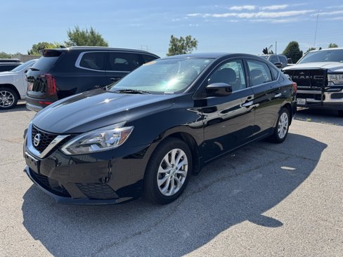 Used 2019 Nissan Sentra SV image 1