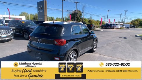 Used 2025 Hyundai Venue SEL image 5