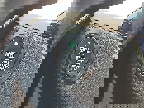 Certified 2020 Ford Escape SE image 21