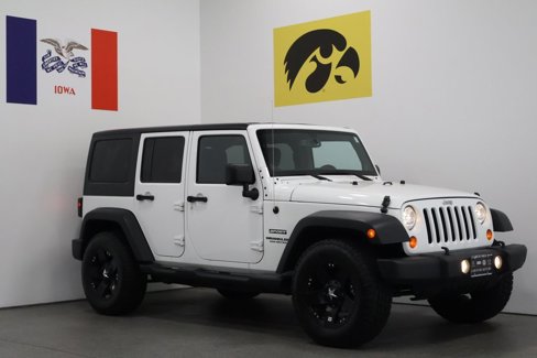 Used 2013 Jeep Wrangler Unlimited Sport image 1