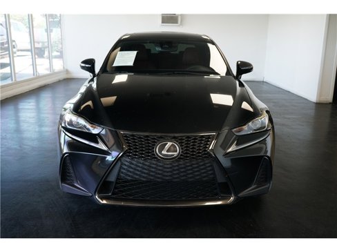 Used 2017 Lexus IS 200t F Sport image 2