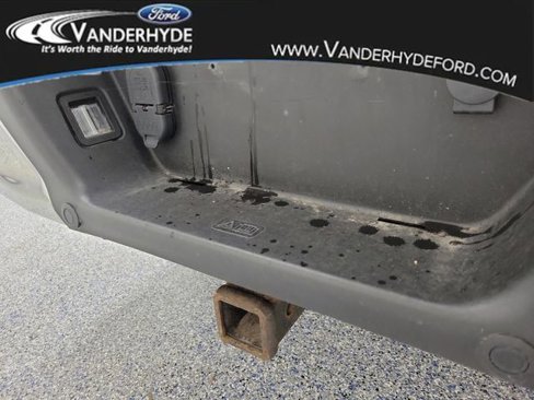 Used 2017 Ford F150 XLT w/ Equipment Group 302A Luxury image 10