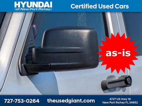 Used 2012 Jeep Liberty Arctic image 11